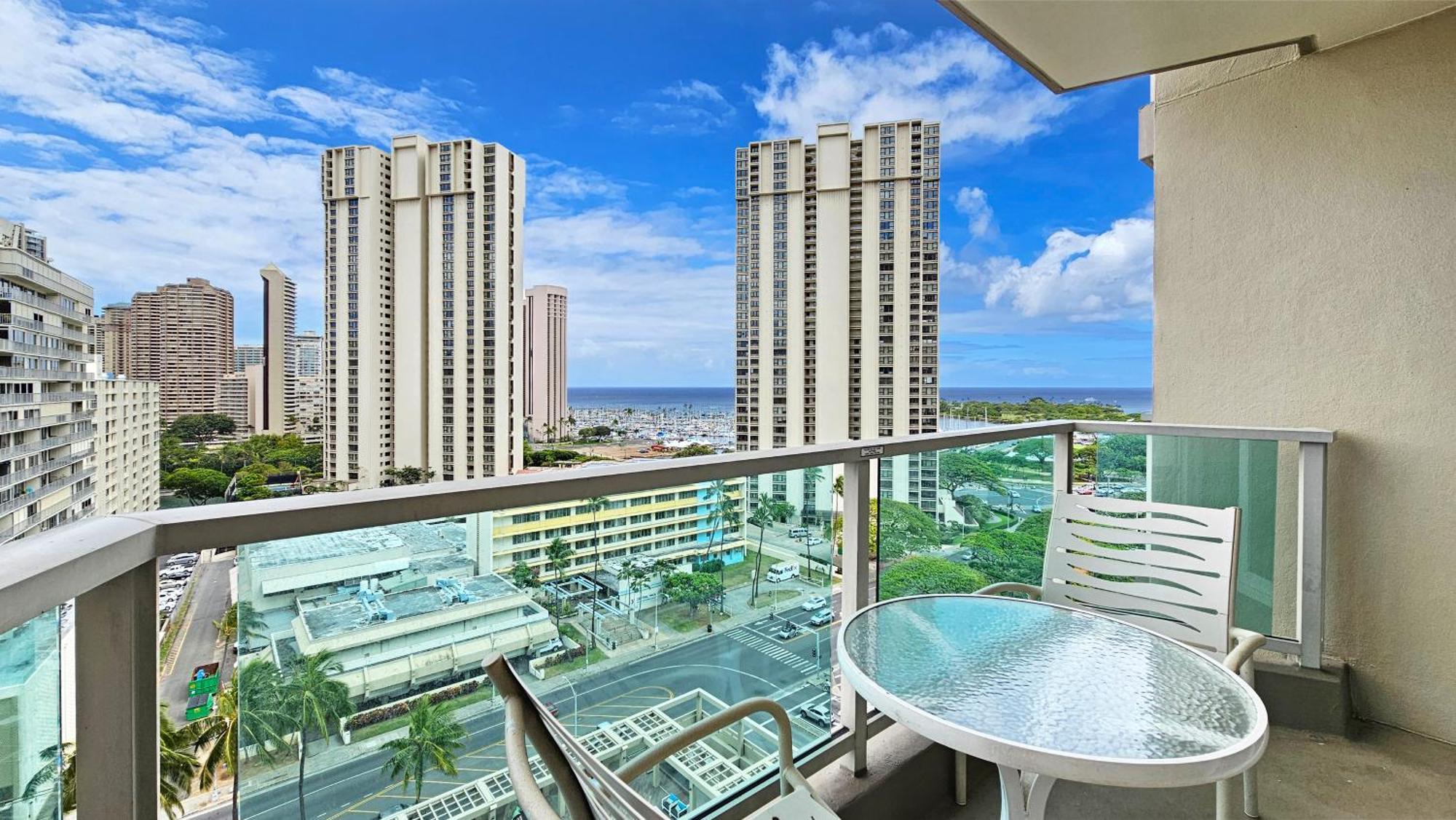 Ala Moana Hotel _ Ocean View With Balcony Honolulu Bagian luar foto